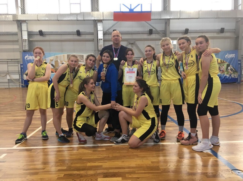 Открытый Чемпионат Карпинского городского округа среди девушек по баскетболу.